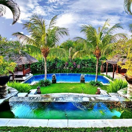 Villa Kharista Canggu  Exterior photo